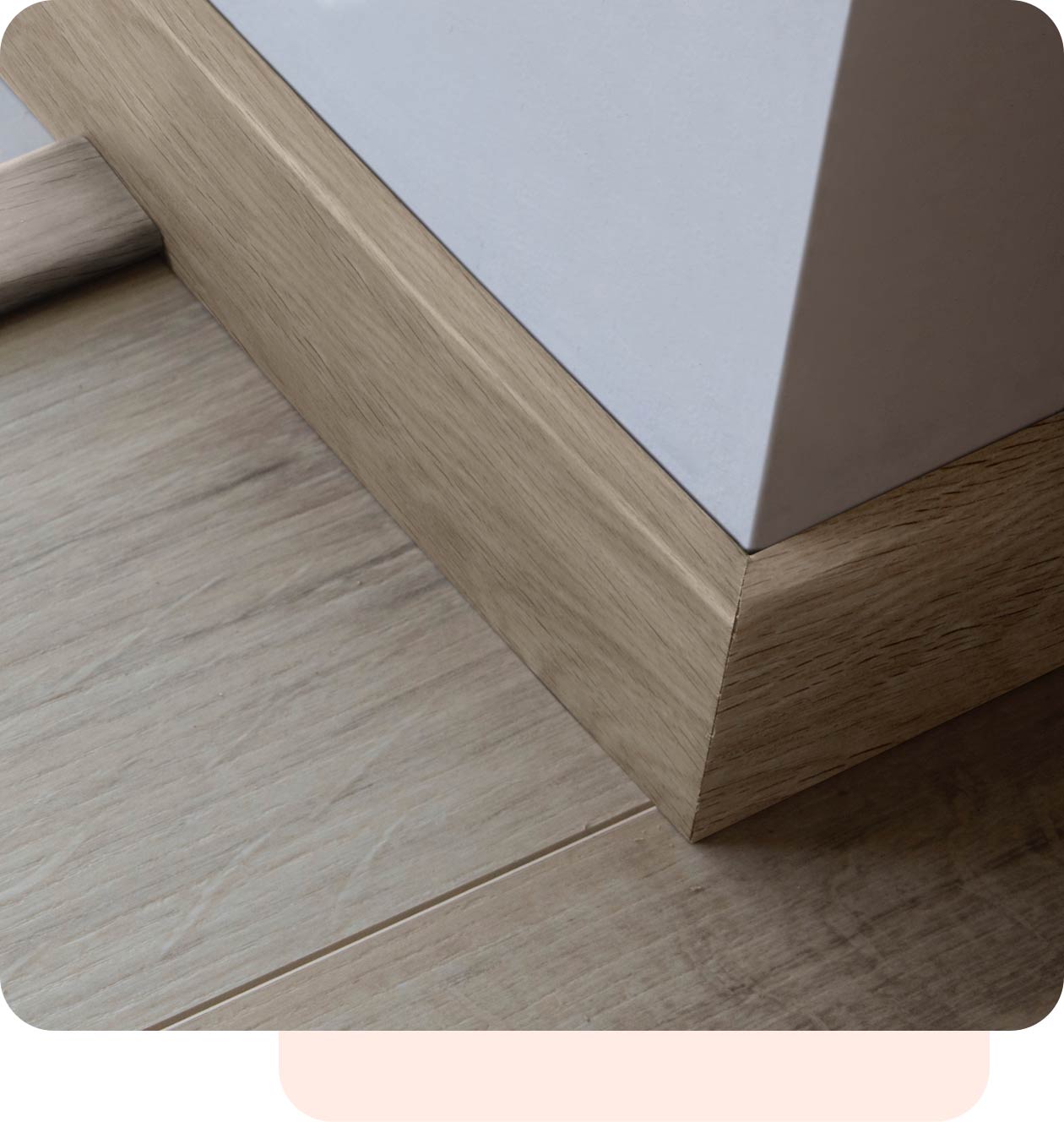 Fußbodenleiste für den Innenausbau | B+M HolzWelt in Appenweier