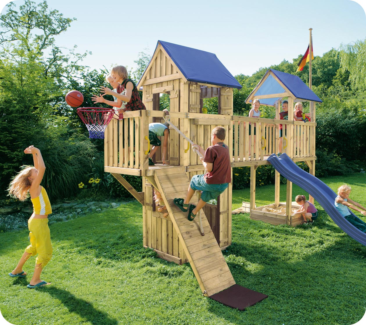 Kinderspielgeräte für den Garten aus Holz | B+M HolzWelt in Appenweier