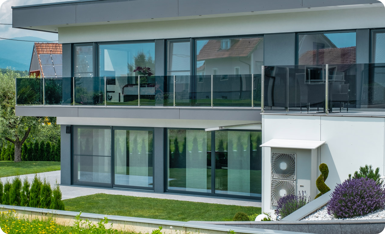 Kunststofffenster mit Holz und Aluminium sowie Drehkipp | B+M HolzWelt in Appenweier, Würzburg und Neuwirtshaus